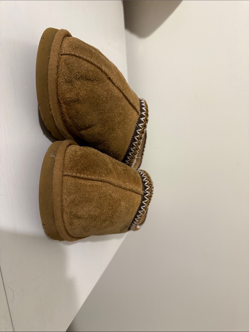 Ugg Slippers Women Size 8
